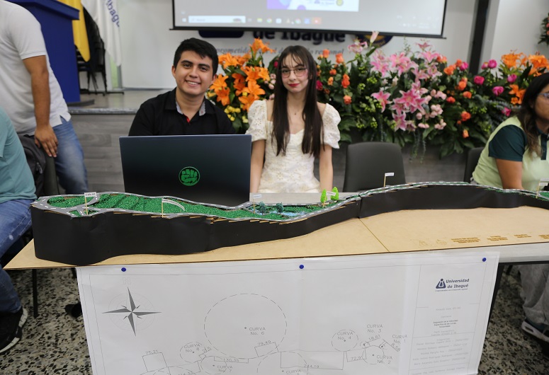 Concursos de Prototipos y Cerchas