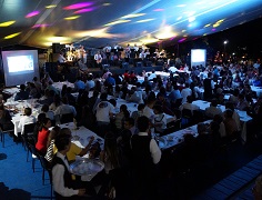Transcurrió el Banquete de la Solidaridad, desarrollado el pasado viernes por la Universidad de Ibagué, al que asistieron al menos 400 personas.