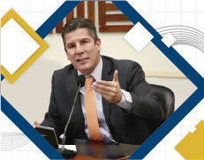 Charlas con el rector, invitado Ricardo Ferro